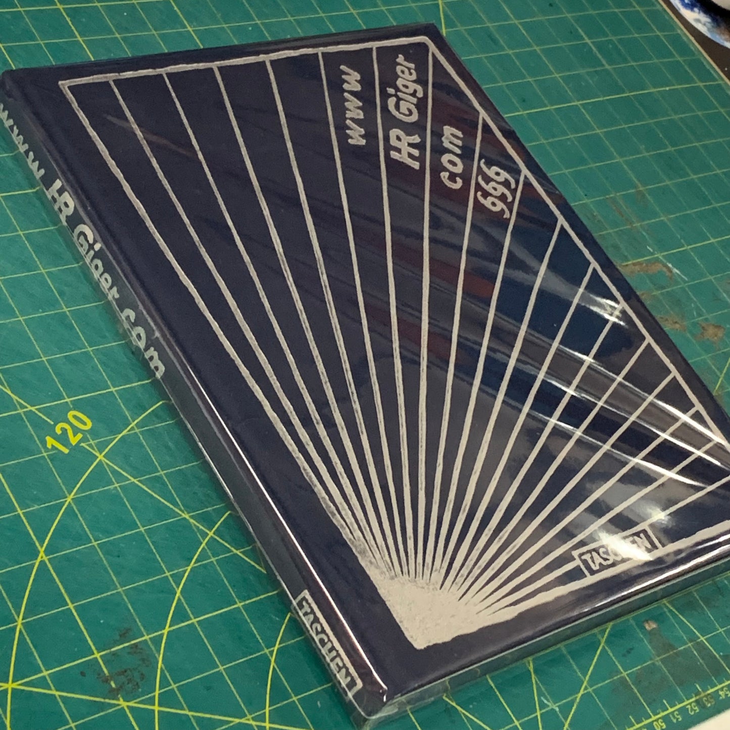 www hr giger com 666 (German ed.)