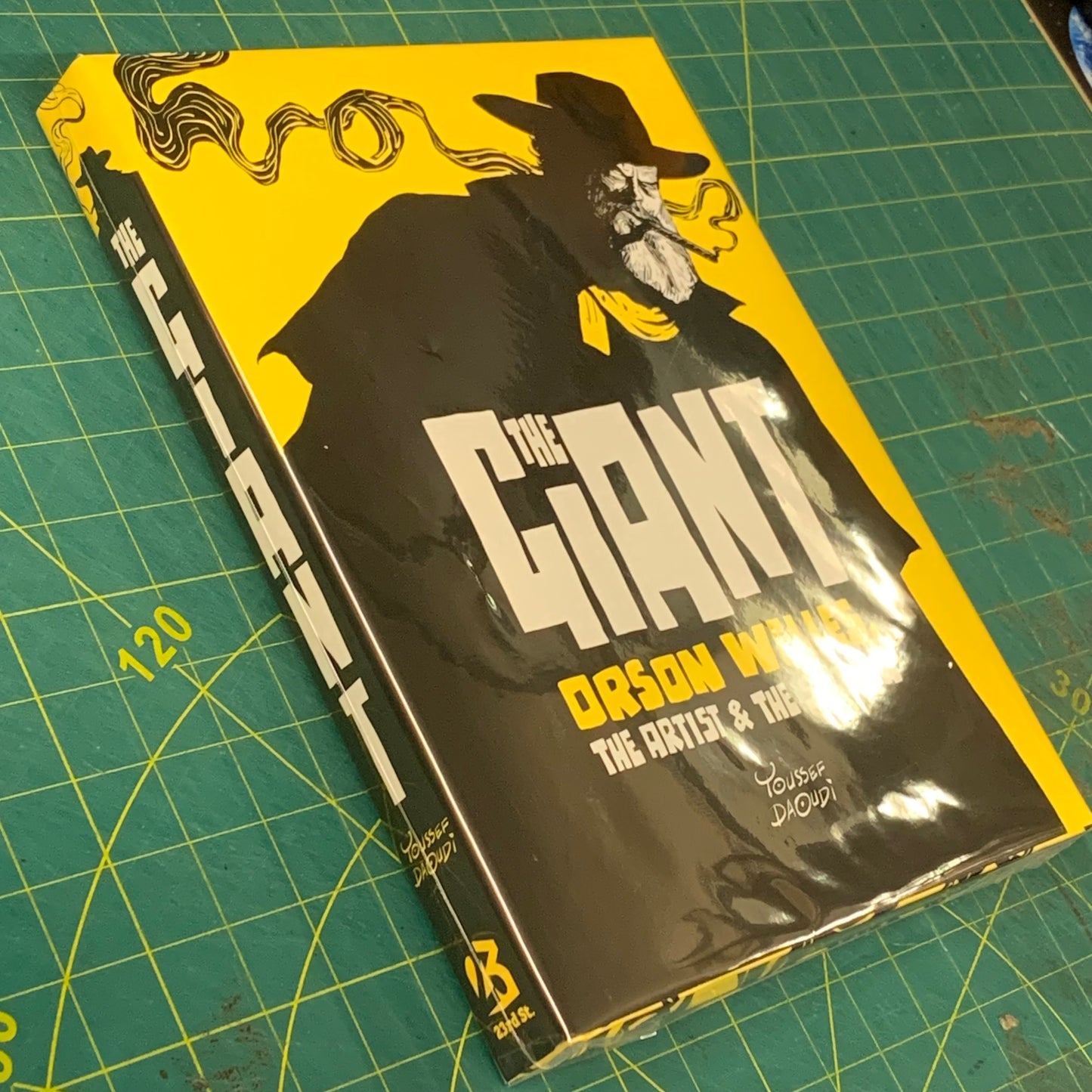 The Giant — Orson Welles The Artist & The Shadow