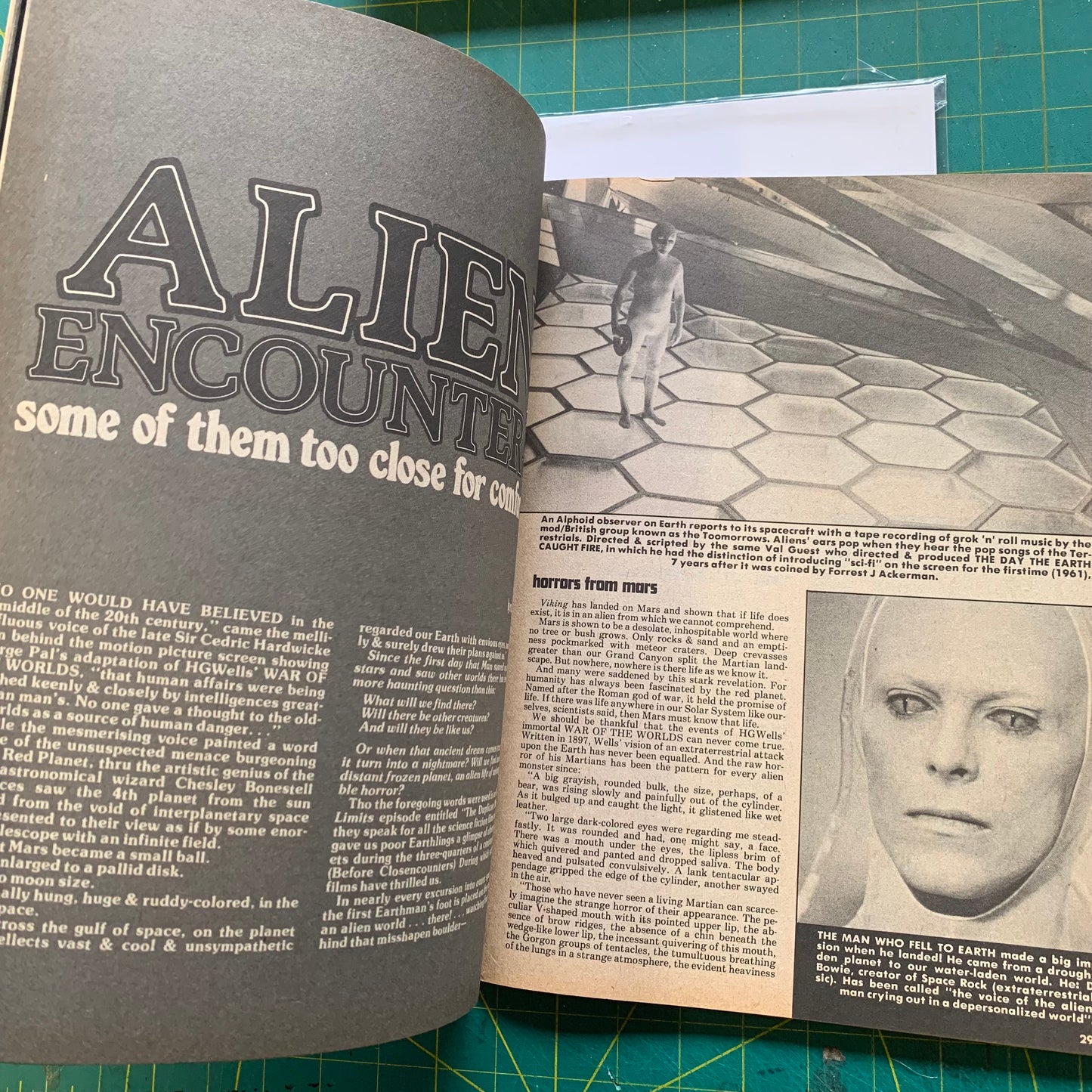 Close Encounters — The Official Movie Magazine