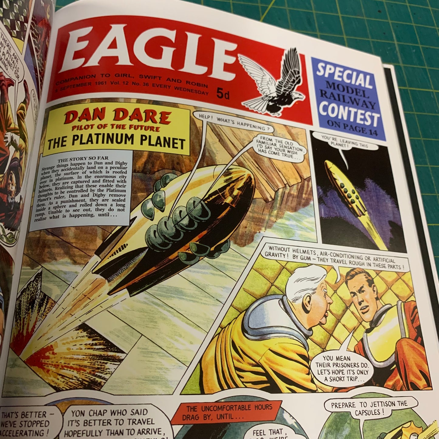 Dan Dare Pilot of the Future — The Earth Stealers