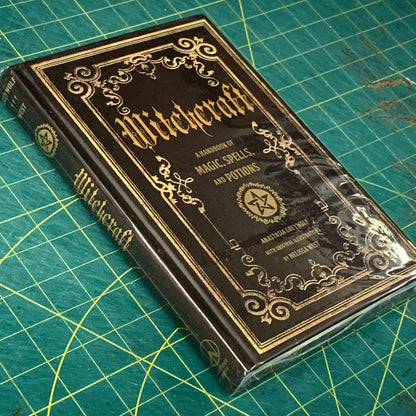 Witchcraft — Handbook of Magic, Spells ans Potions