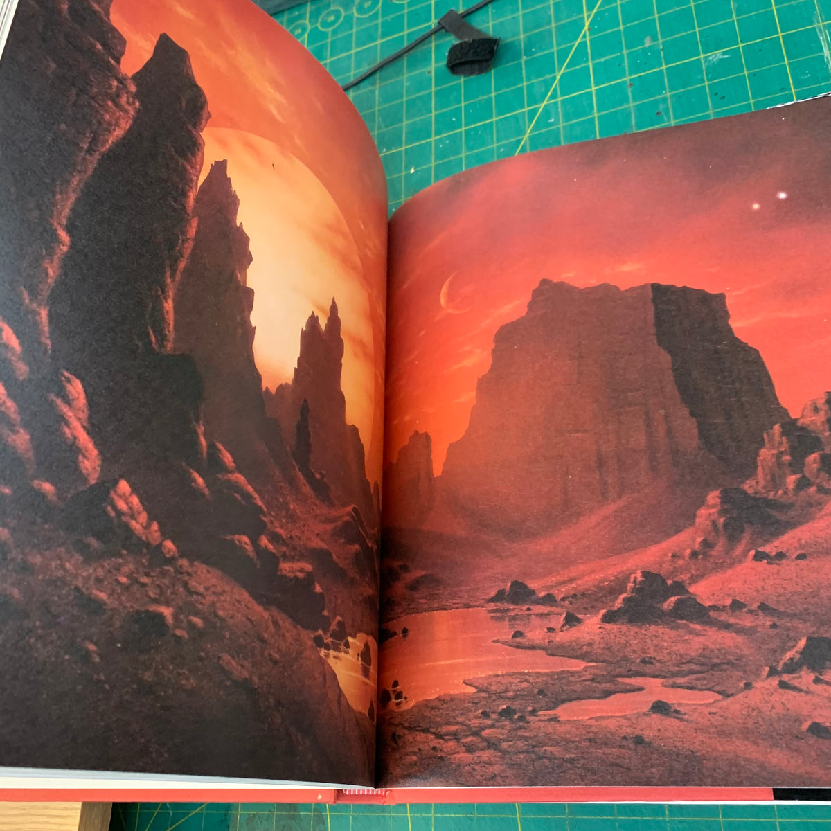 Visions of Space (David A. Hardy)