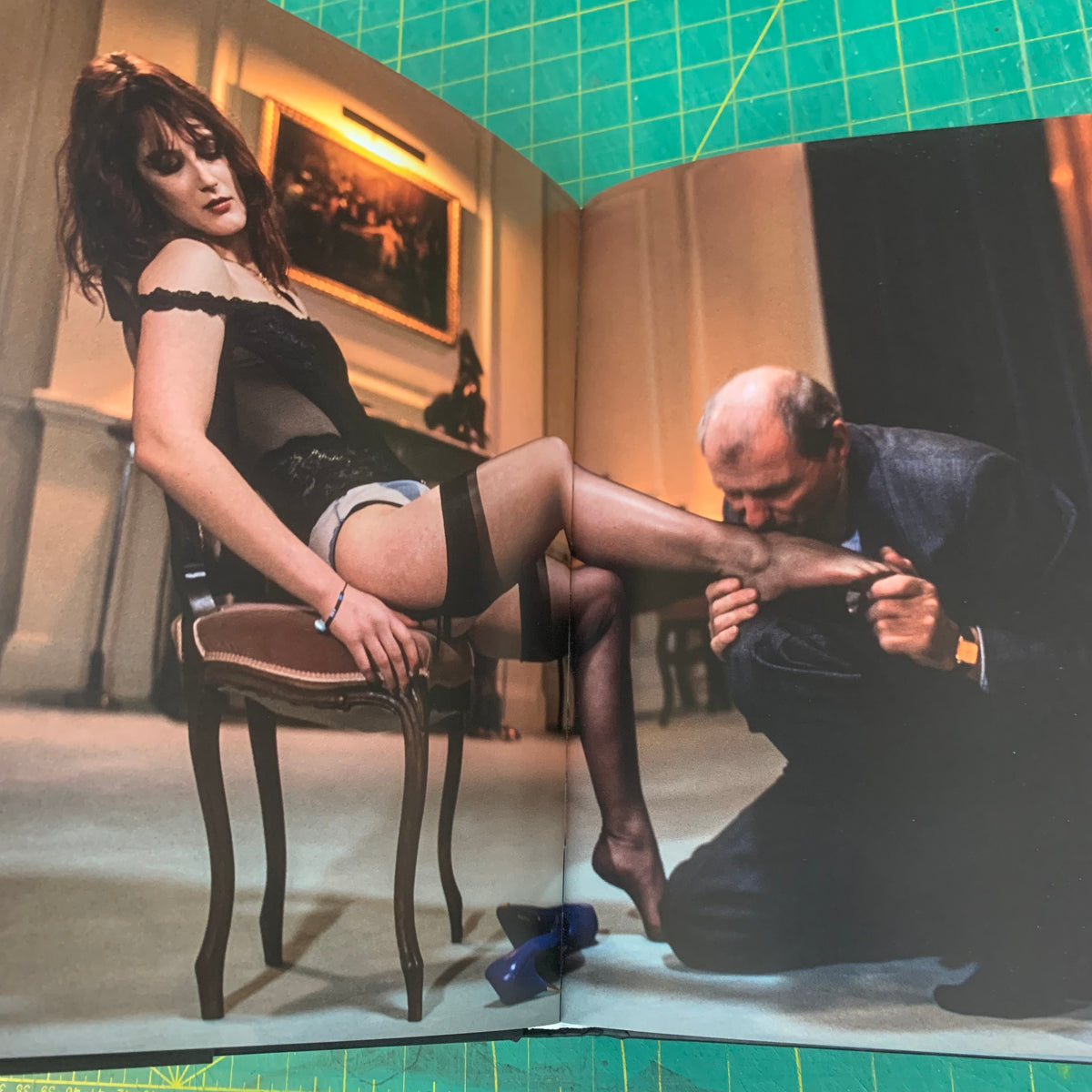 Roy Stuart. Embrace Your Fantasies: The Leg Show Photos (Power Play)