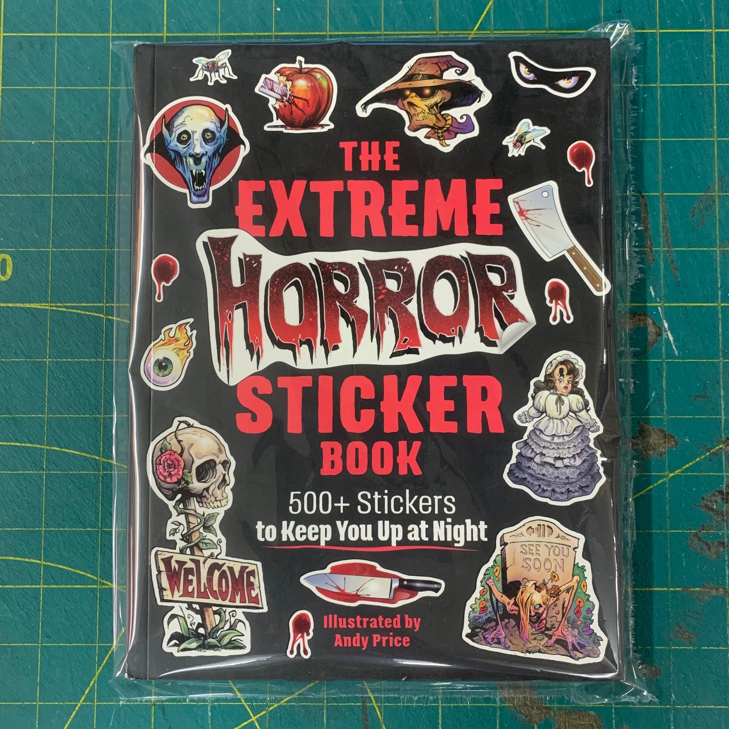 The Extreme Horror Sticker Book: 500+ Stickers