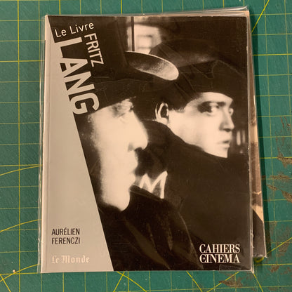 Lot 2 nos. Cahiers du Cinéma (Kubrick / Lang)