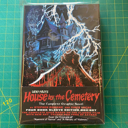 The house by the cemetery – Boxed set graphic novel