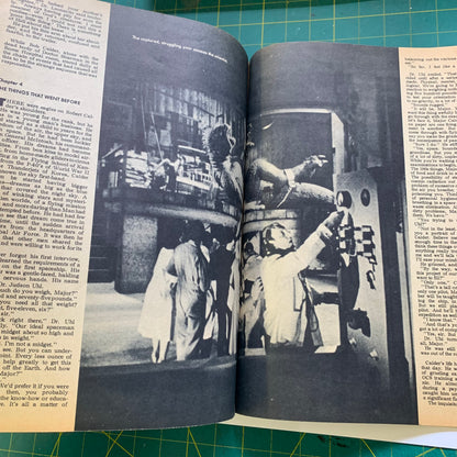 Spacemen Magazine (No. 8)