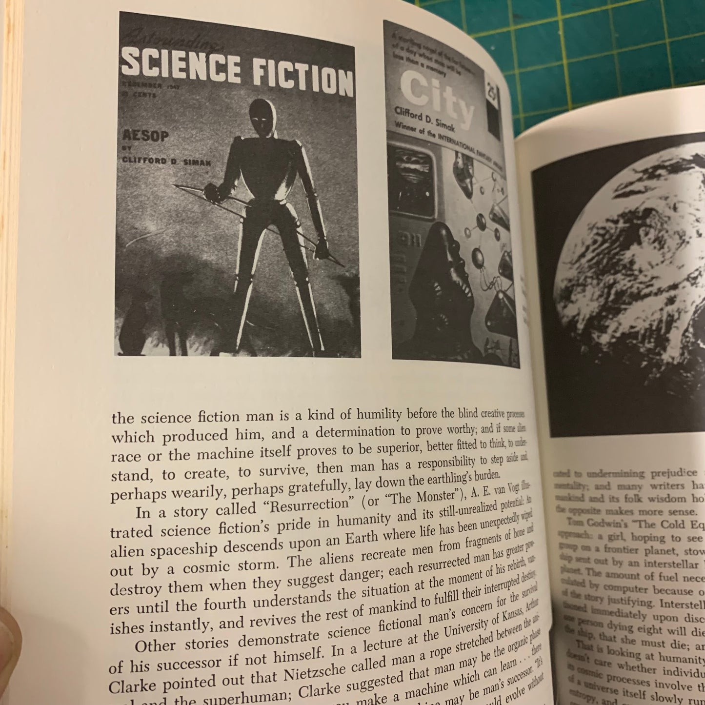 Alternate Worlds — The illustrated history of science fiction