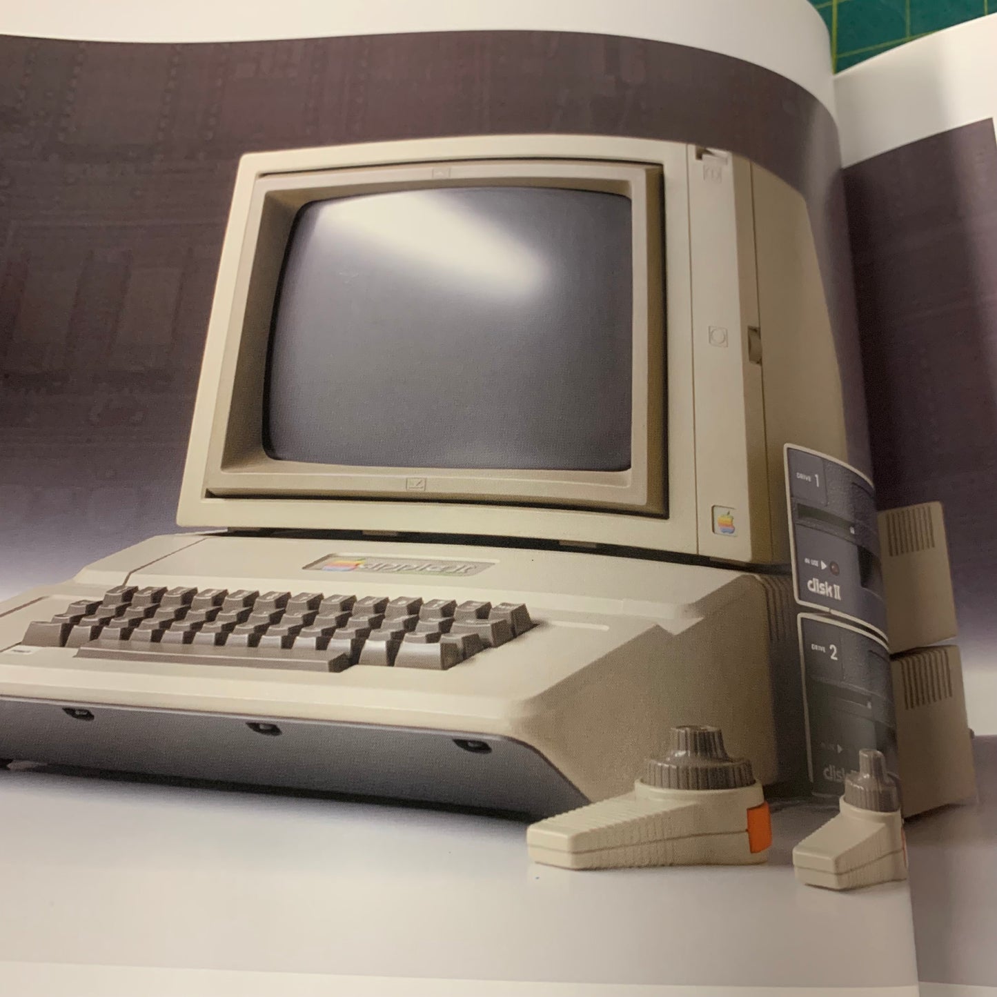 Digital Retro - The Evolution and Design of the Personal Computer
