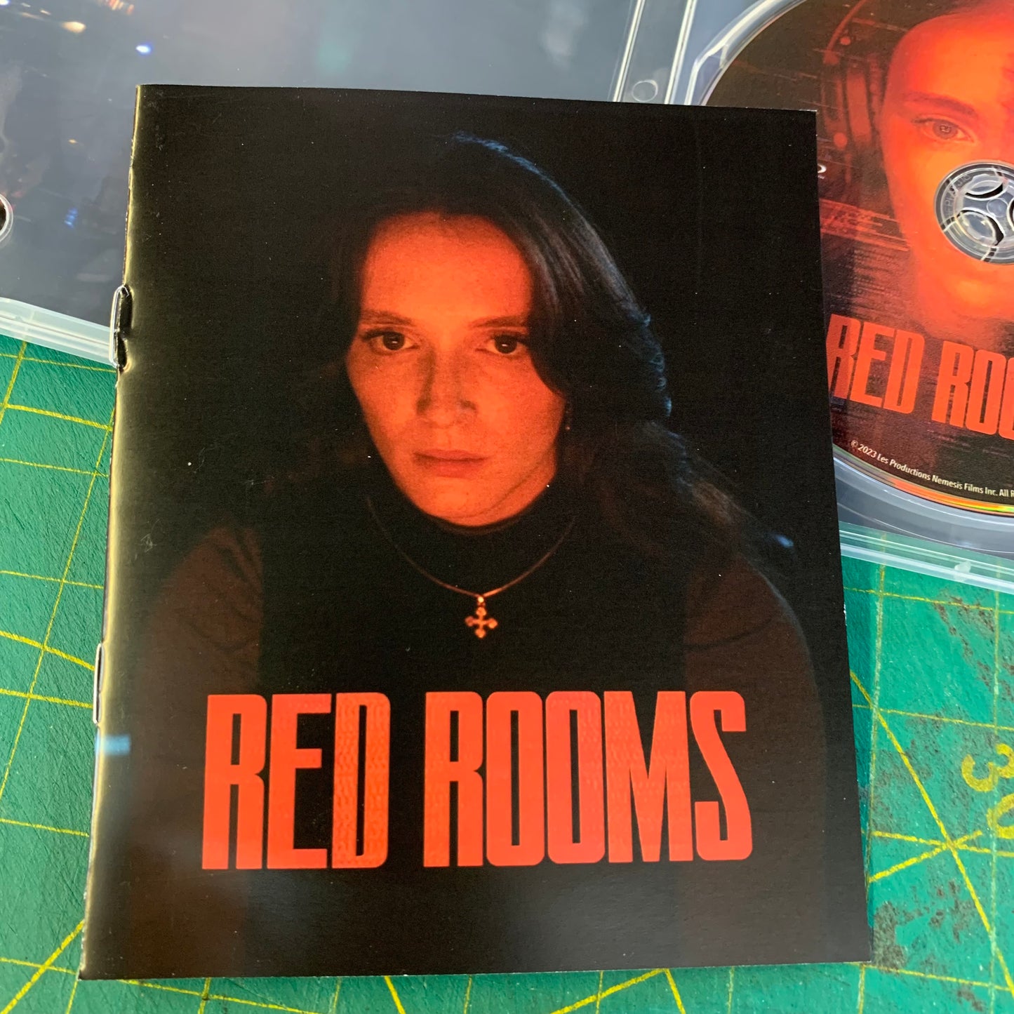 Red Rooms (VF Les Chambres Rouges)
