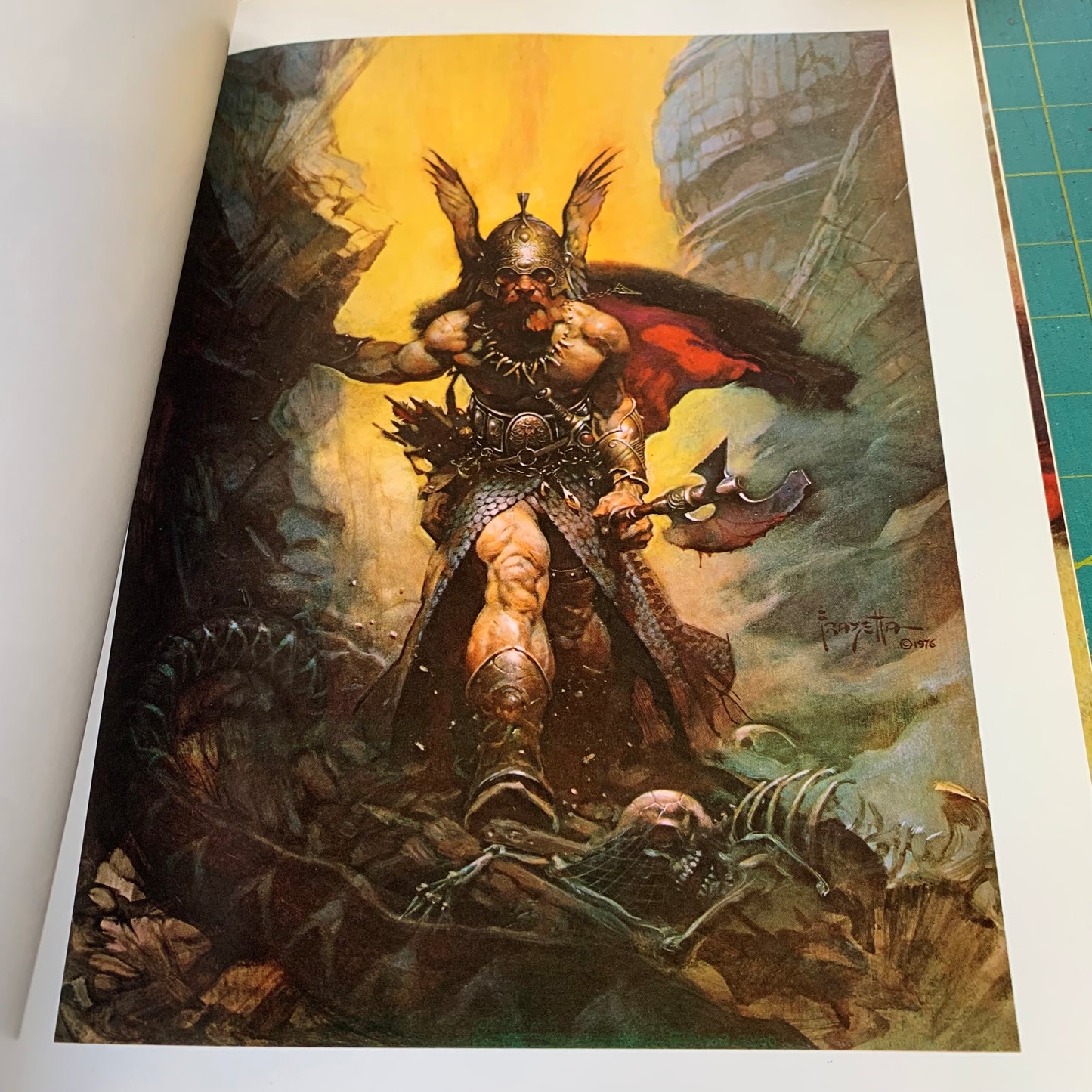 The Fantastic Art of Frank Frazetta — Book 2