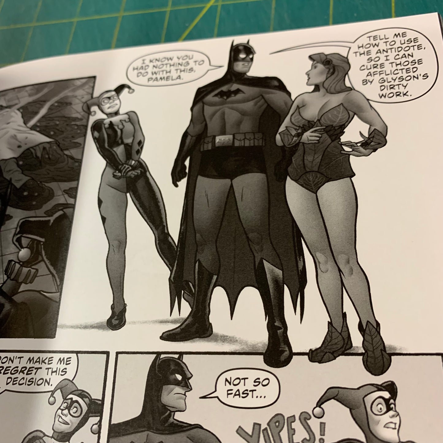 Batman Black and White — Volume 4