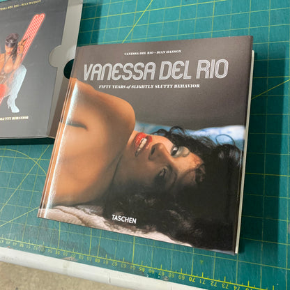 Vanessa del Rio - Fifty years of slightly slutty behavior (Slipcase/DVD)