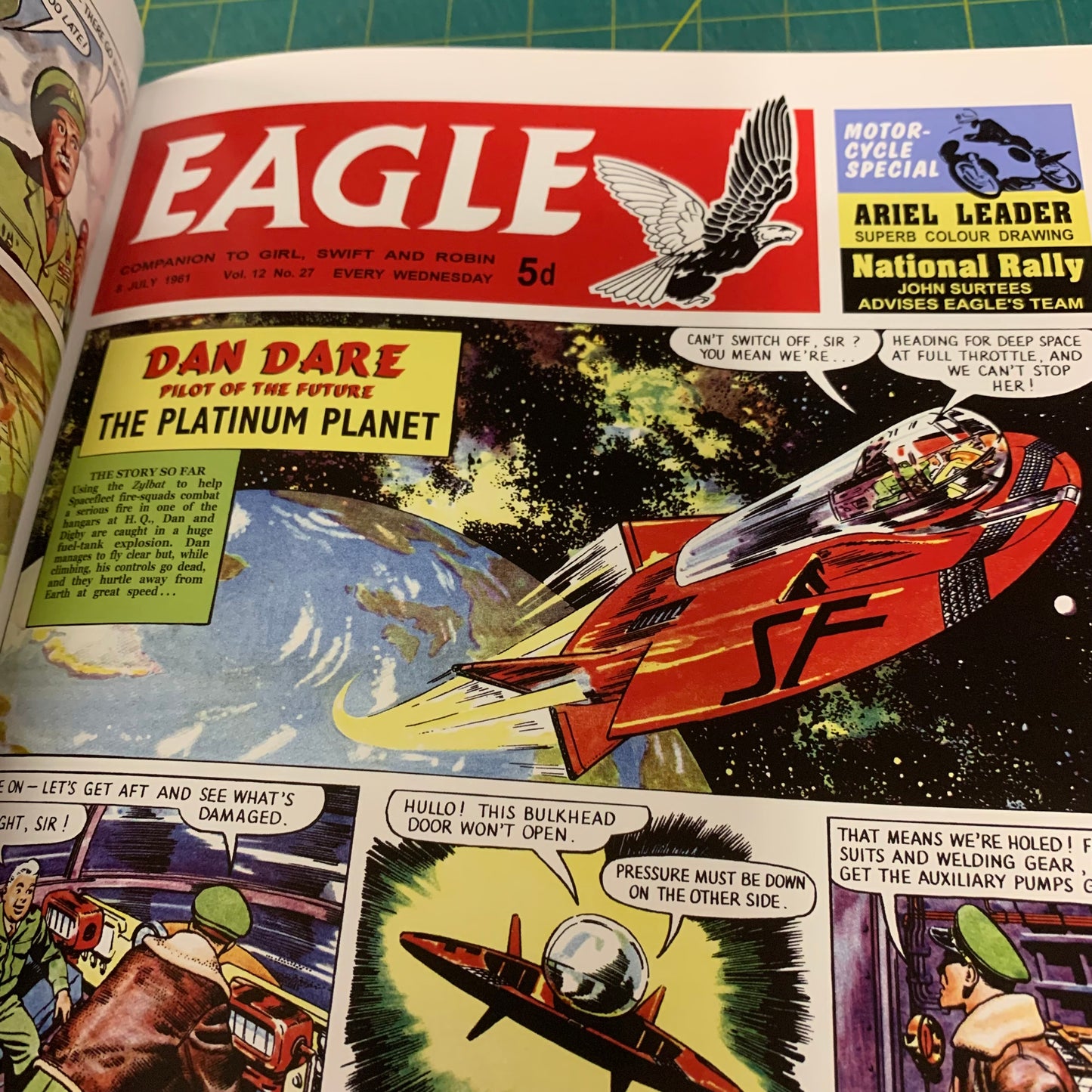 Dan Dare Pilot of the Future — The Earth Stealers