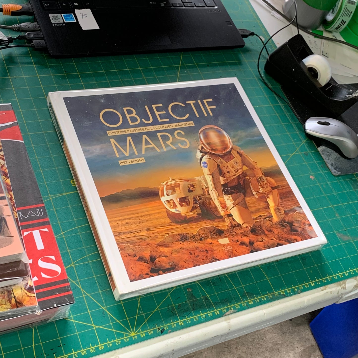 Objectif Mars: L'Histoire illustrée de la conquête martienne
