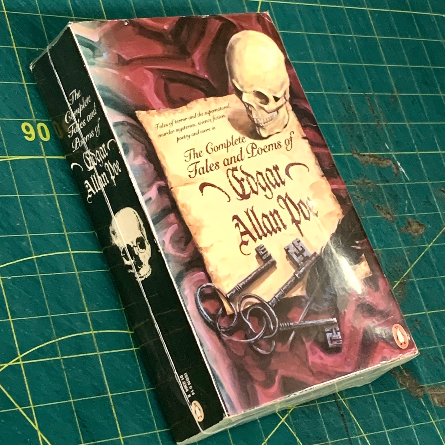 Edgar Allan Poe — The Complete Tales and Poems