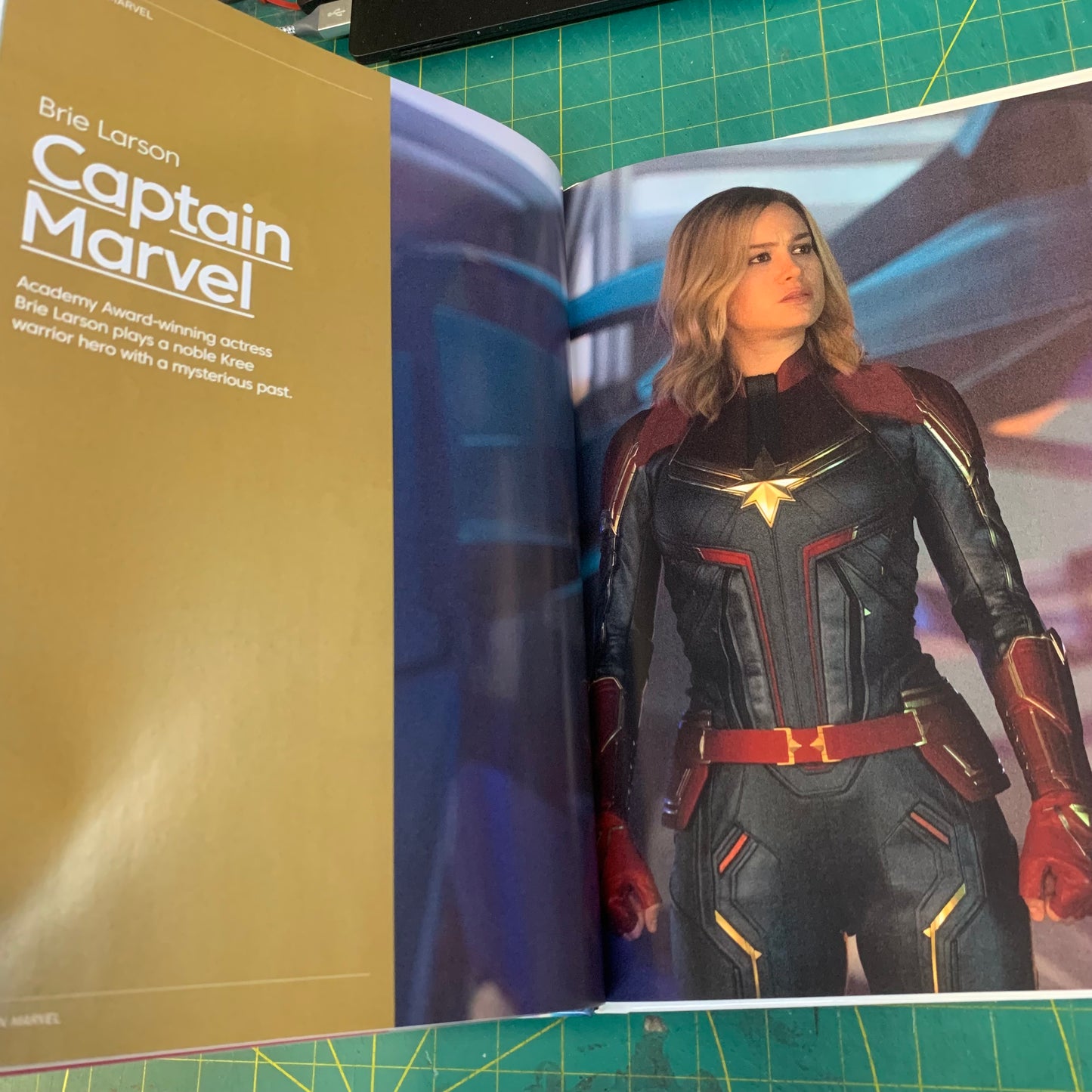 Captain Marvel The Official Movie Special Book