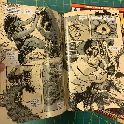 Lot 5 livres et Comics Sv Bell