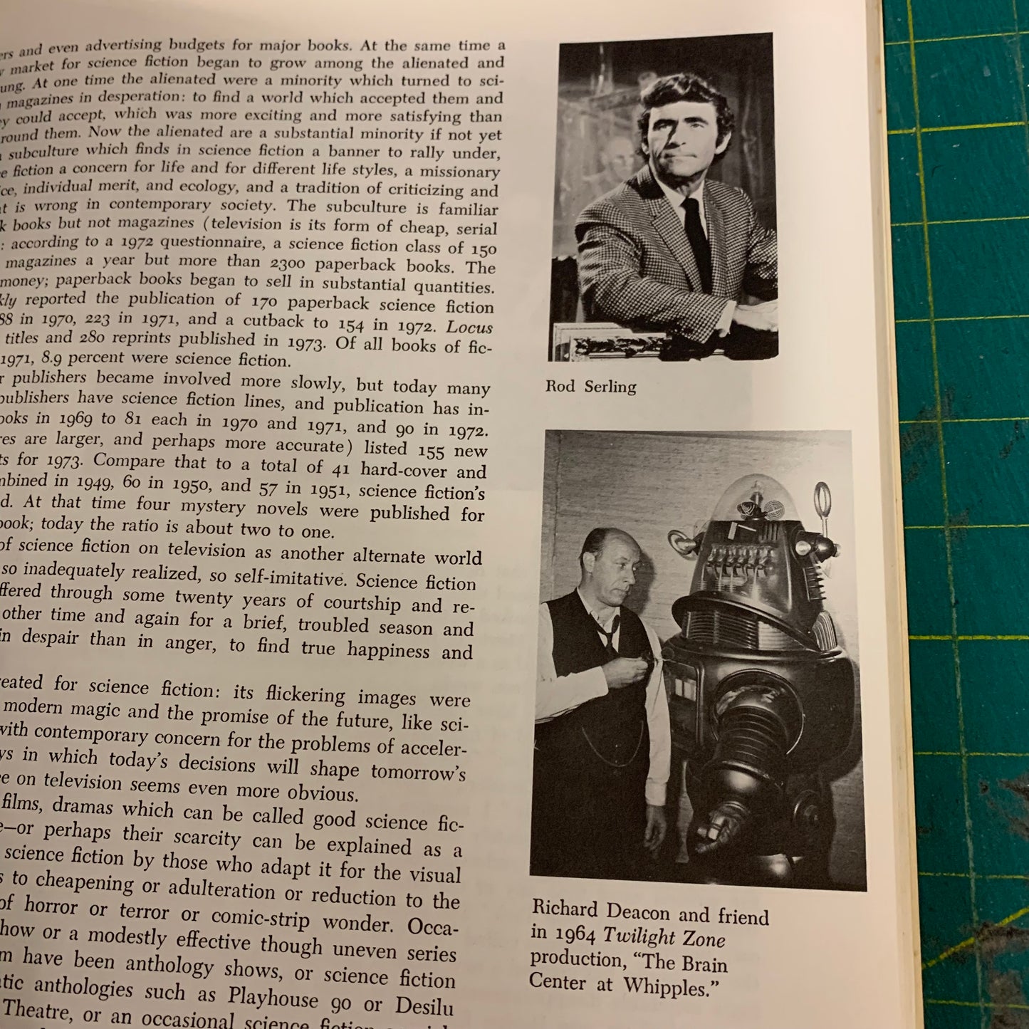 Alternate Worlds — The illustrated history of science fiction