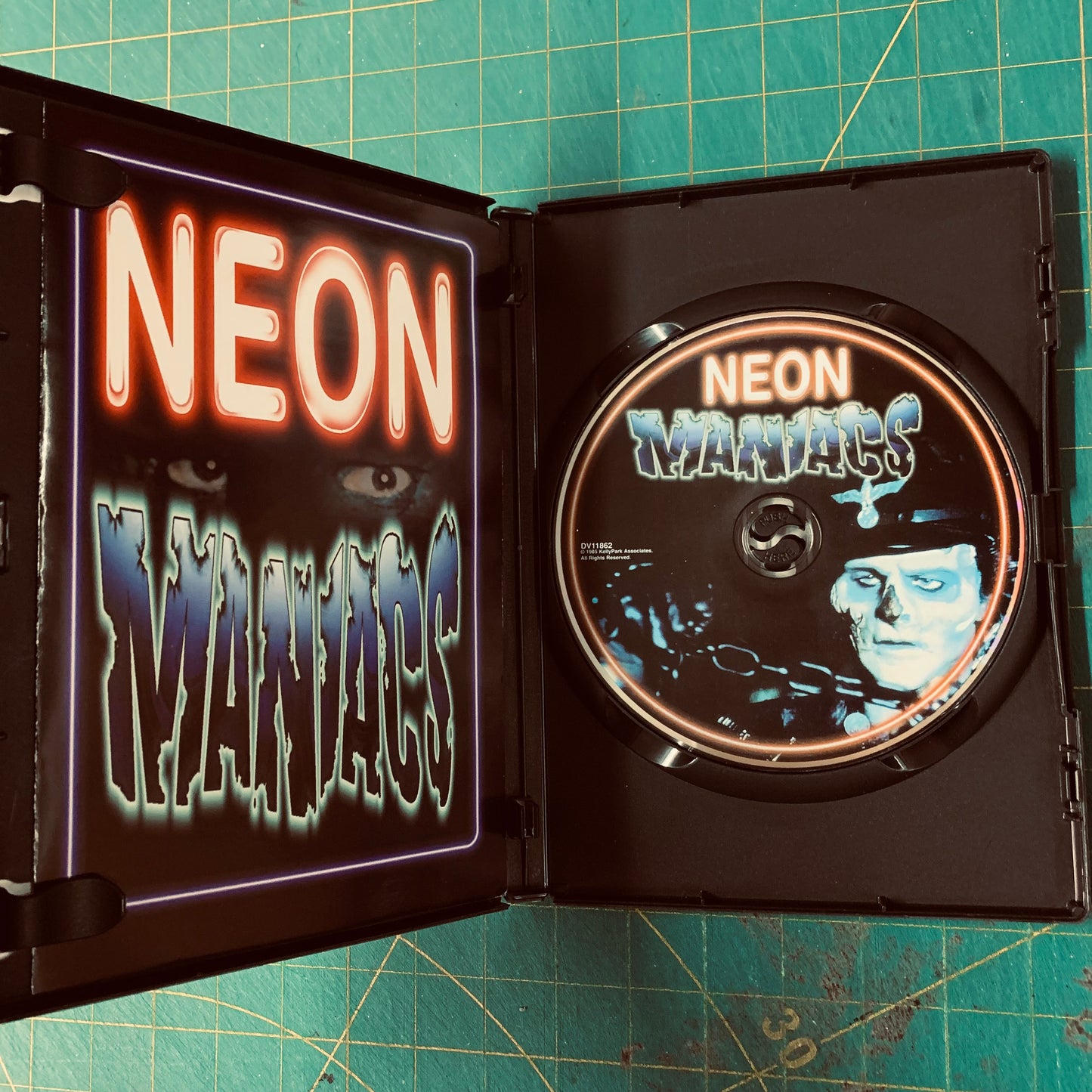 Neon Maniacs