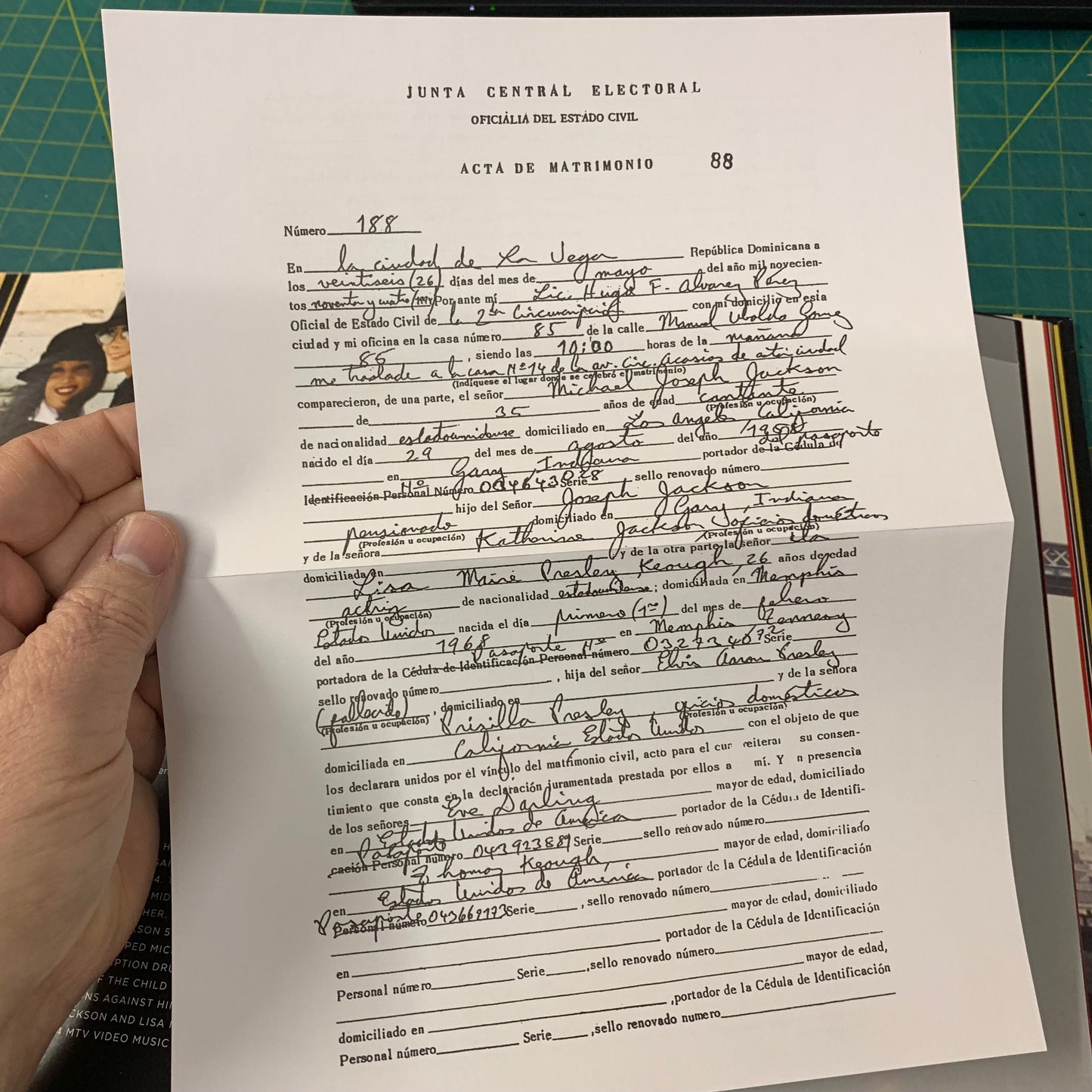 Michael Jackson Treasures — Kit complet