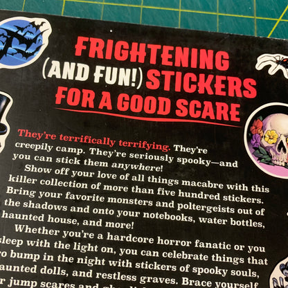 The Extreme Horror Sticker Book: 500+ Stickers