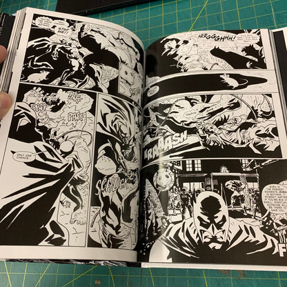 Batman Black and White — Volume 4