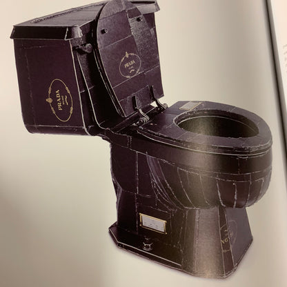 Minialism and Fashion — Reduction in the Postmodern Era