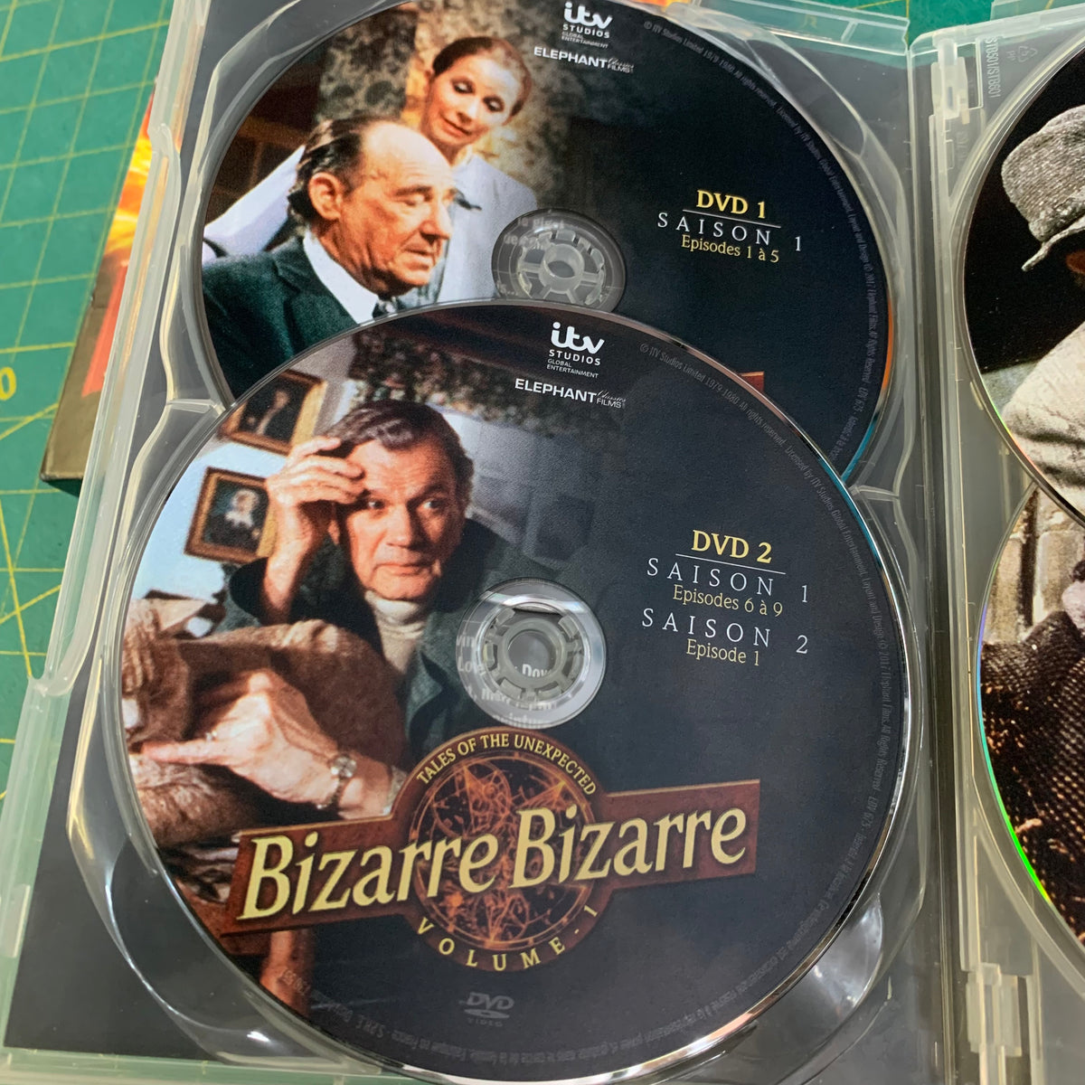 Bizarre Bizarre (Volume 1: 25 épisodes)