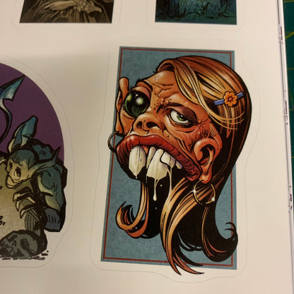 The Extreme Horror Sticker Book: 500+ Stickers