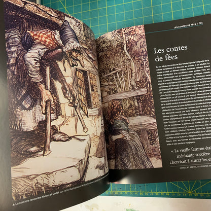 Le grand livre de la Sorcellerie, des Sciences Occultes et de la Magie