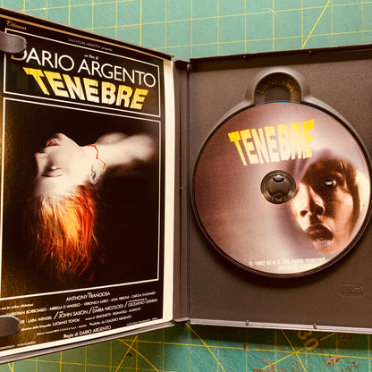 Tenebre