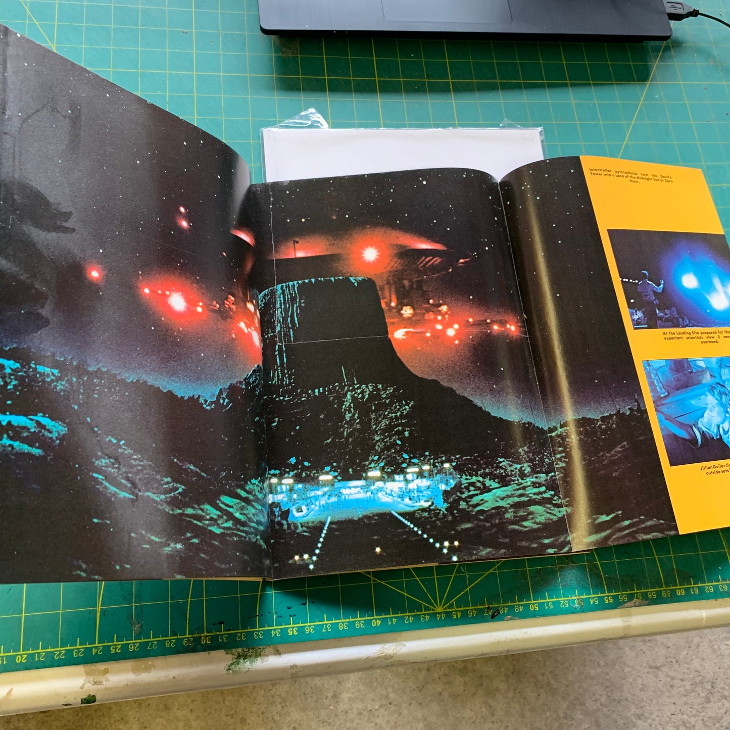 Close Encounters — The Official Movie Magazine