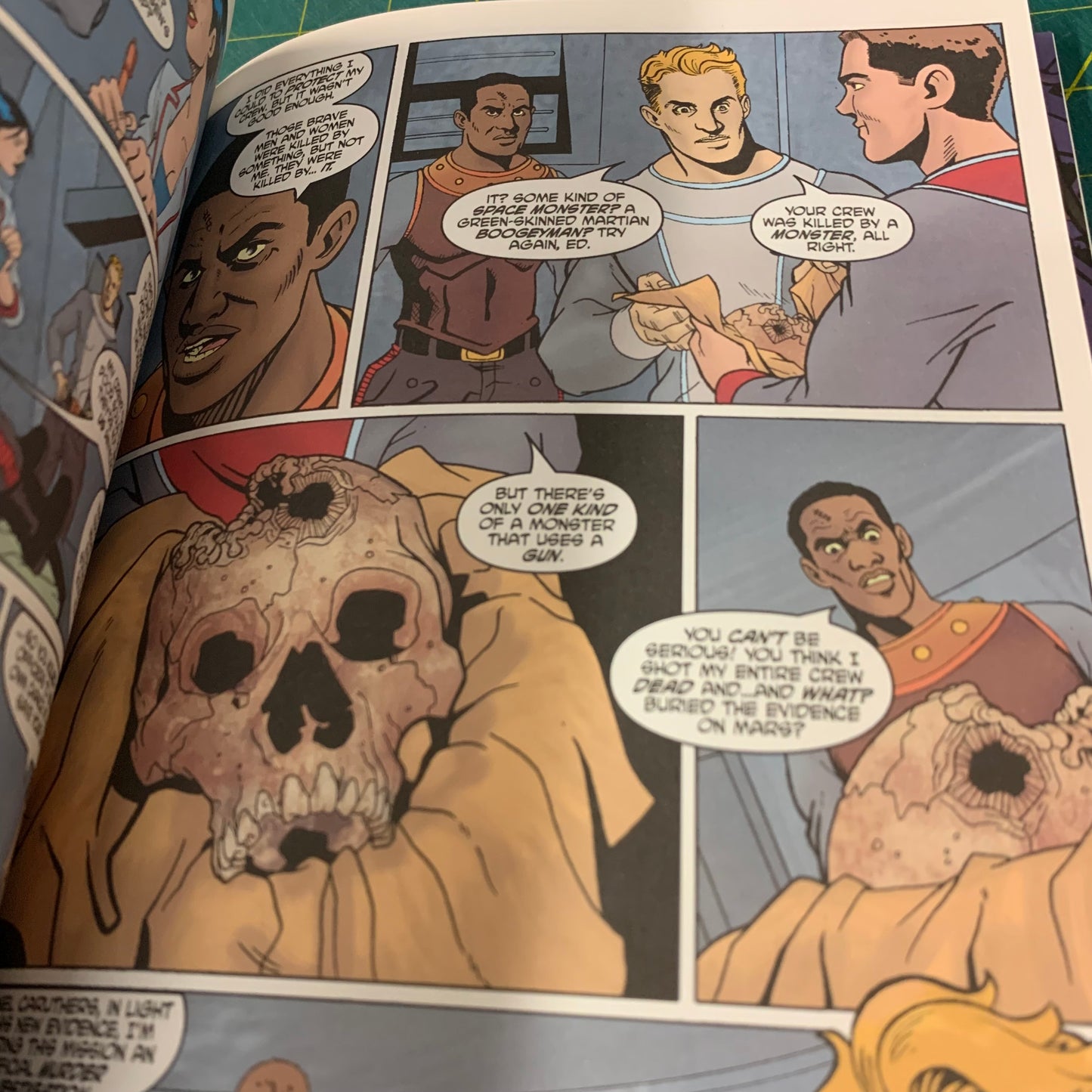 Motel Hell / It The Terror from Beyond Space