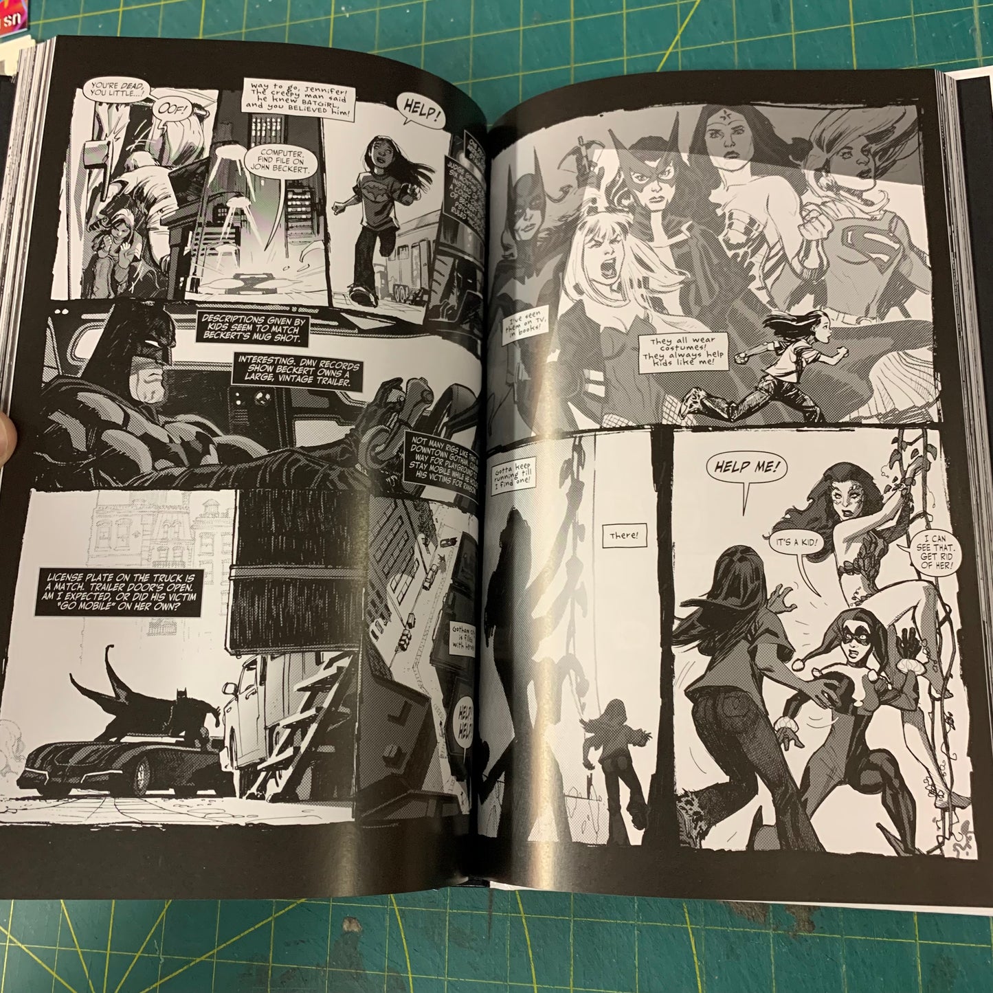 Batman Black and White — Volume 4