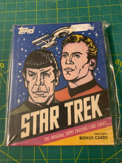 Star Trek – the original Topps trading card series