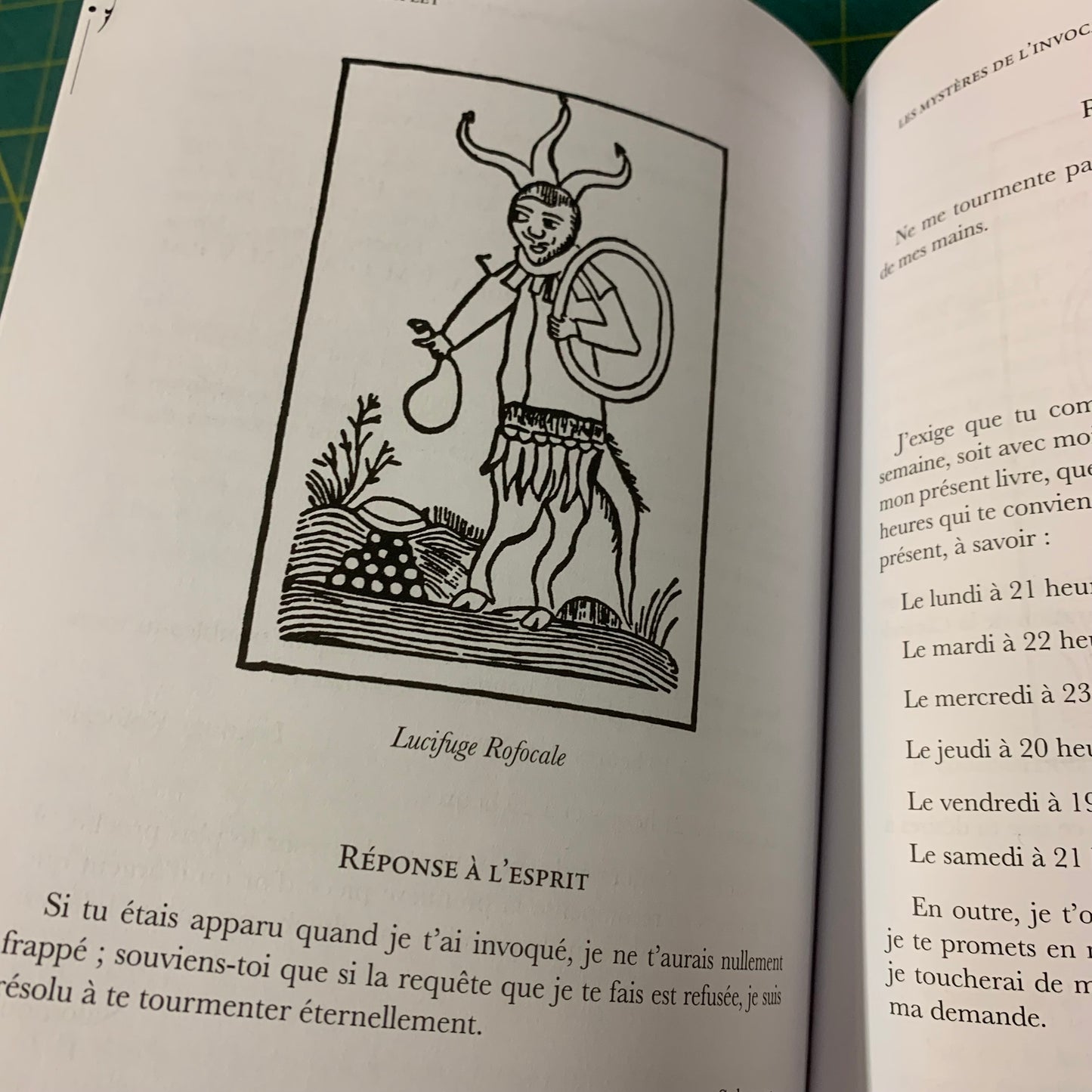 Le Livre de la Magie Noire et des Pactes