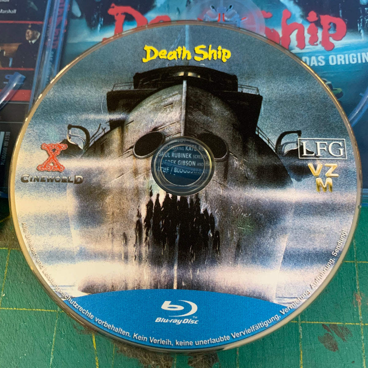 Death Ship (Blu-ray + DVD + booklet)