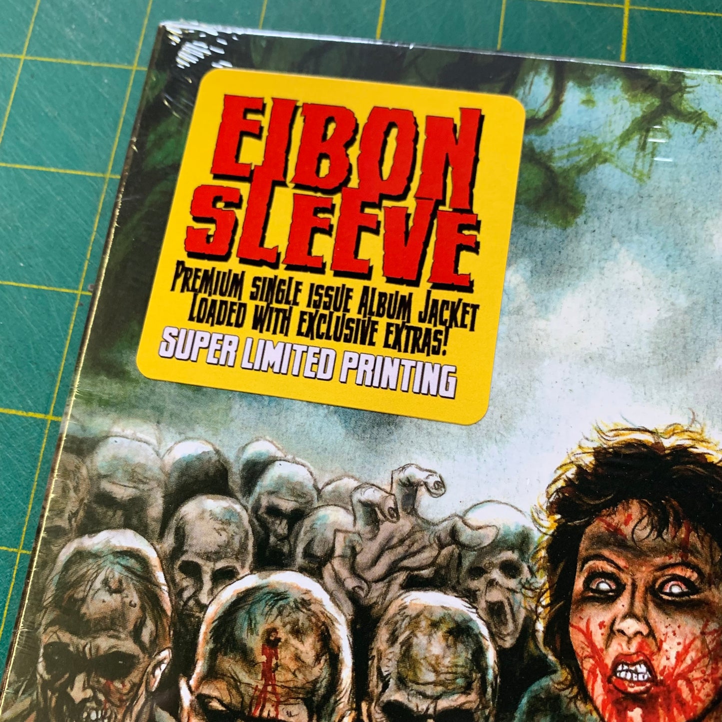Zombie: pt 4 "Siege of the Dead" - Comic Book Sleeved Jacket
