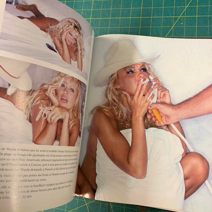 Pamela Anderson (Newlook France)