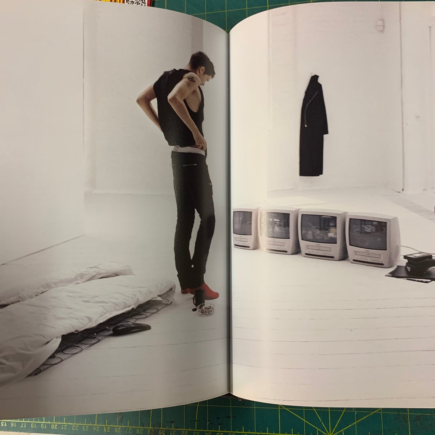 Minialism and Fashion — Reduction in the Postmodern Era