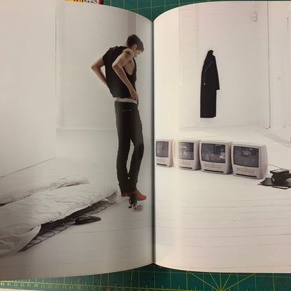 Minialism and Fashion — Reduction in the Postmodern Era