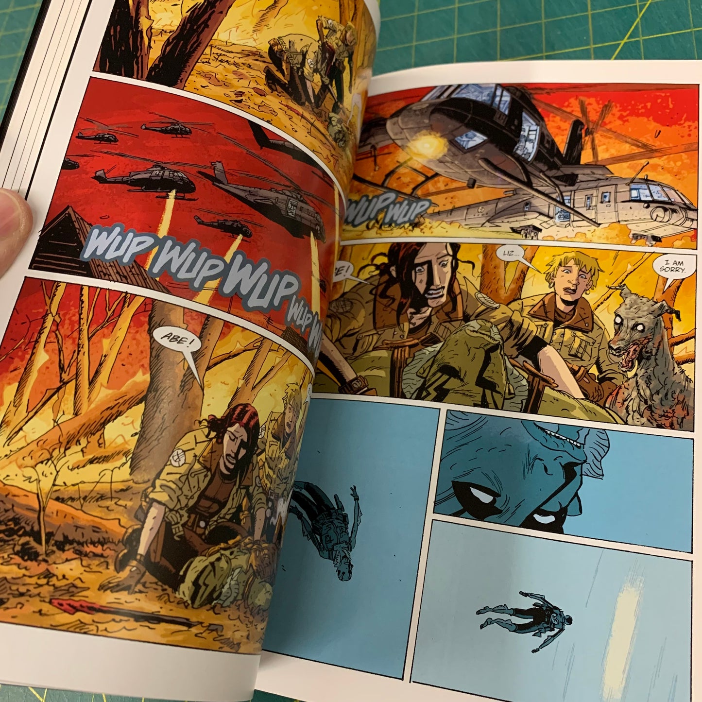 Hellboy — Universe Essentials