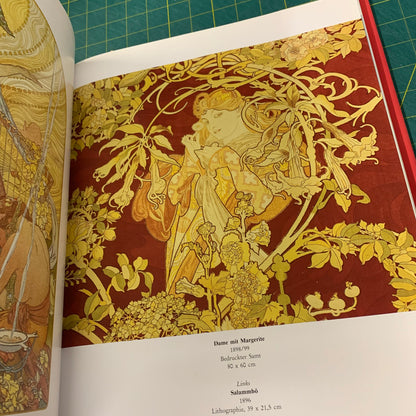 Mucha (German ed.)