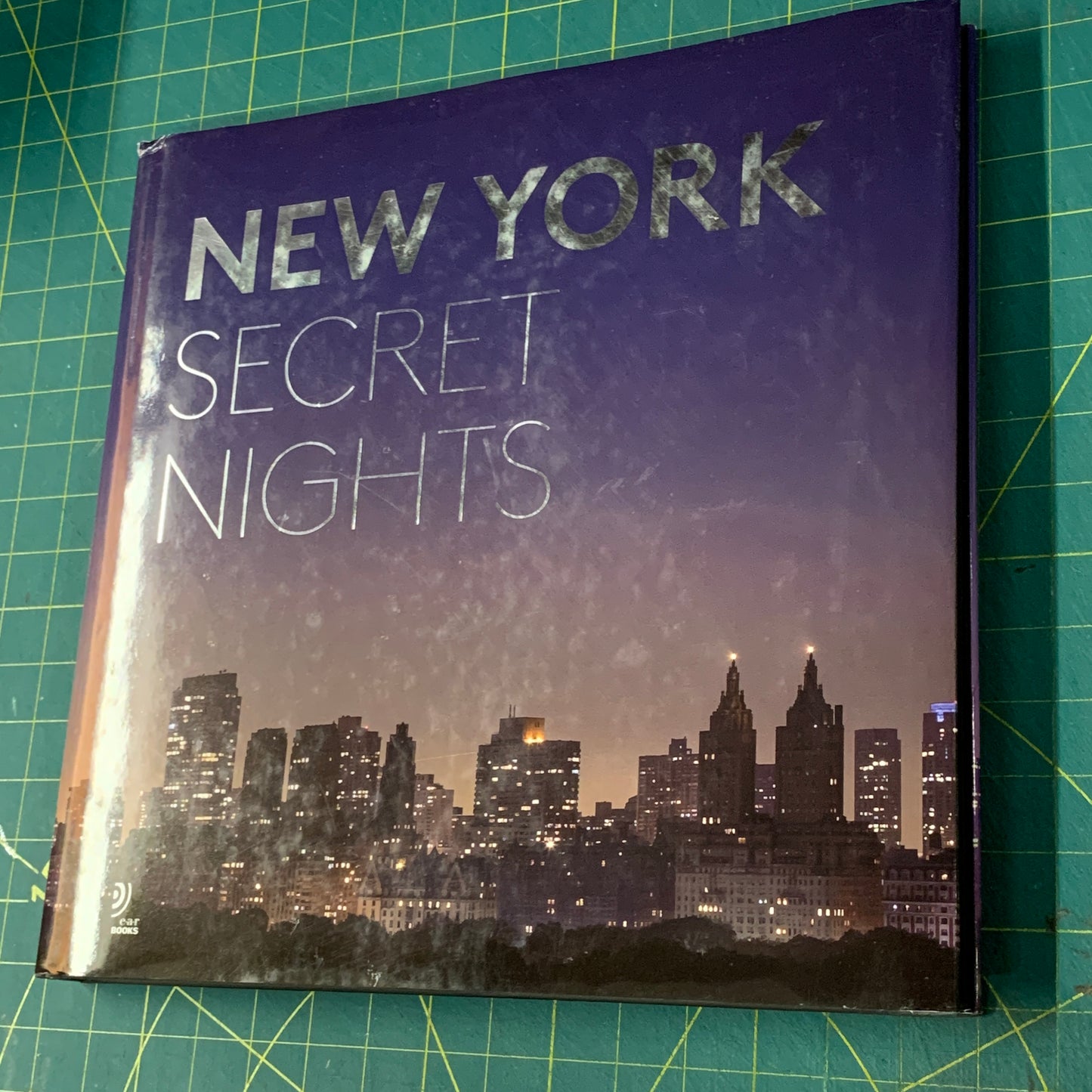 New York Secret Nights (Livre + vinyle)